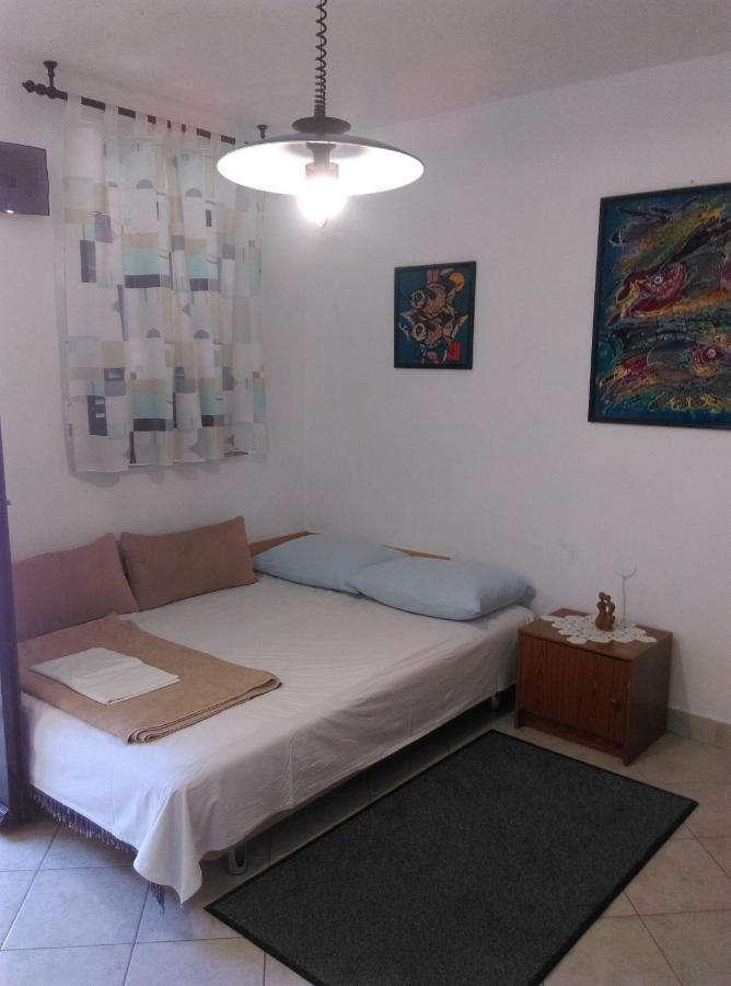 Apartmani Vrzic Baška Exterior foto