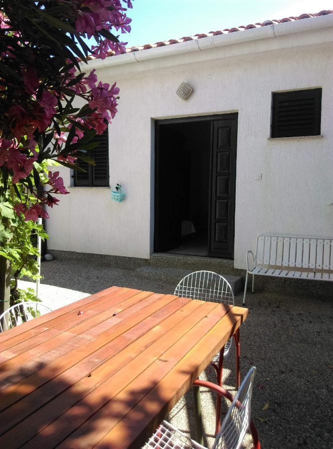 Apartmani Vrzic Baška Exterior foto