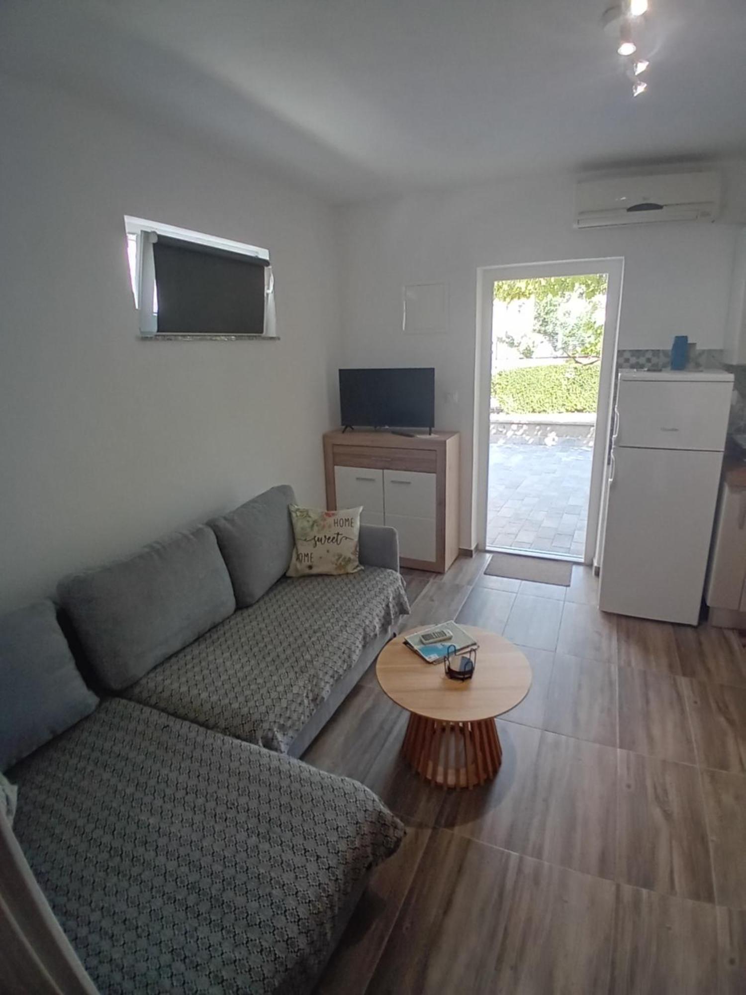 Apartmani Vrzic Baška Exterior foto