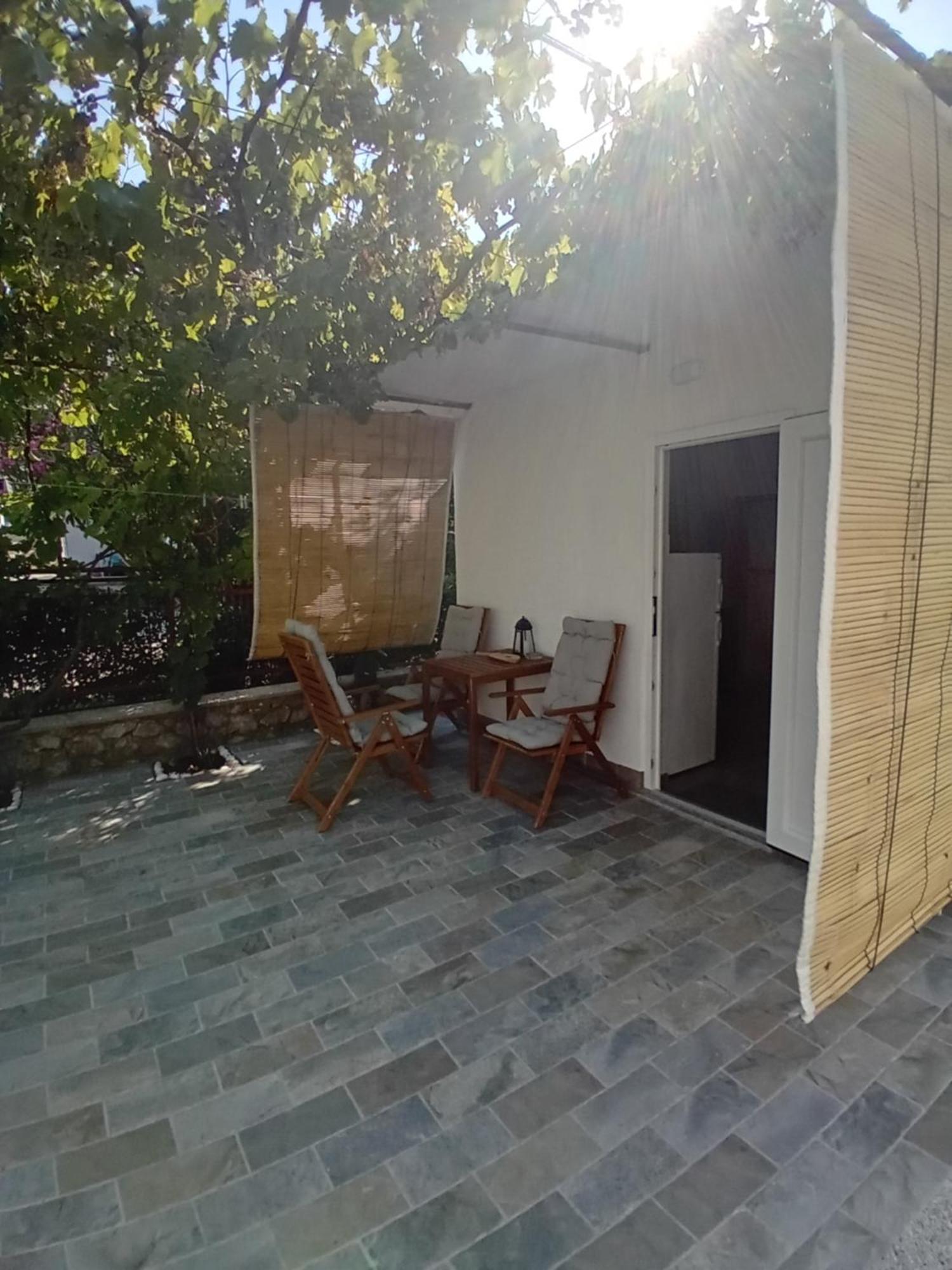Apartmani Vrzic Baška Exterior foto